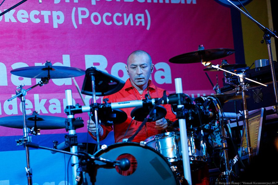 Памяти Леонида Иващенко: «Джаз-аперитивы» в фонтанном сквере у драмтеатра