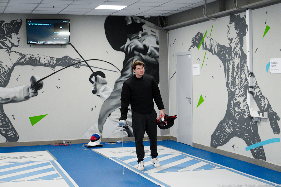 На острие атаки: в Калининграде открылась первая школа фехтования