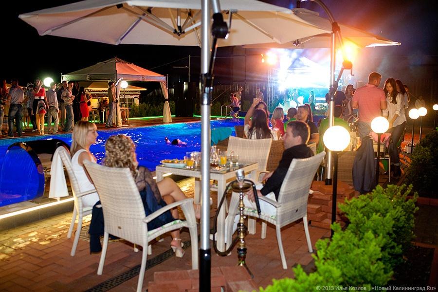 Танцы на воде: фоторепортаж с открытия клубного проекта «Воздух»