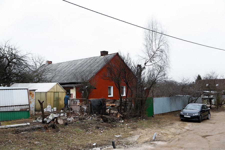 Забор и немножко нервно: как калининградские чиновники самострой сносили