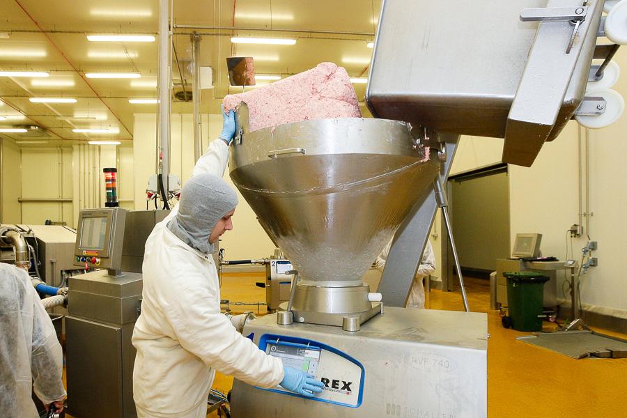 Как делают котлеты для «Макдоналдса»: вторая жизнь горевшей «Конкордии» 