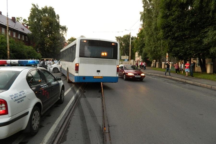 В Калининграде 4-летней девочке, попавшей в ДТП, ампутировали пальцы на ноге (+ фото)