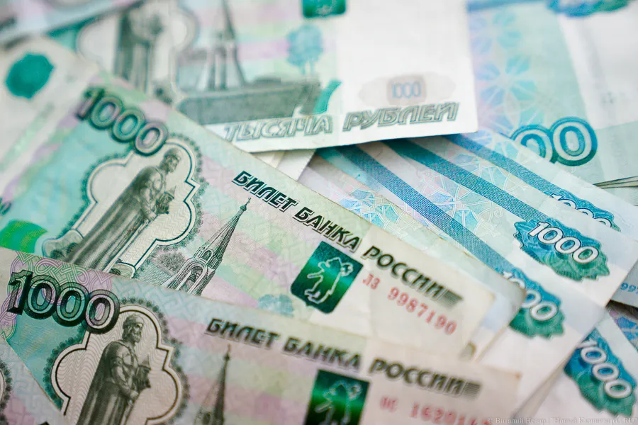 ВЦИОМ: среднемесячные траты россиян на покупки в интернете достигли 27,4 тыс. рублей