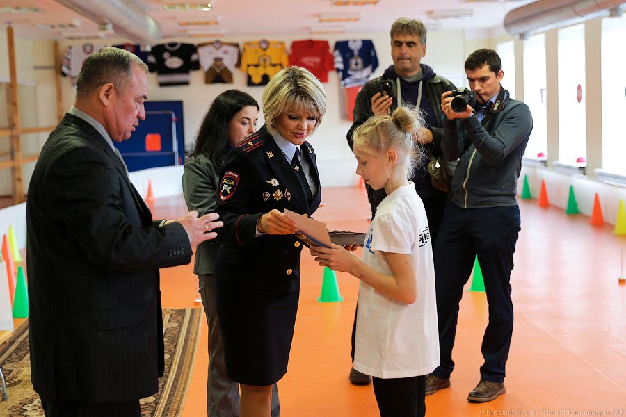 На игрушечных машинках: в Калининграде открылась «начальная» автошкола