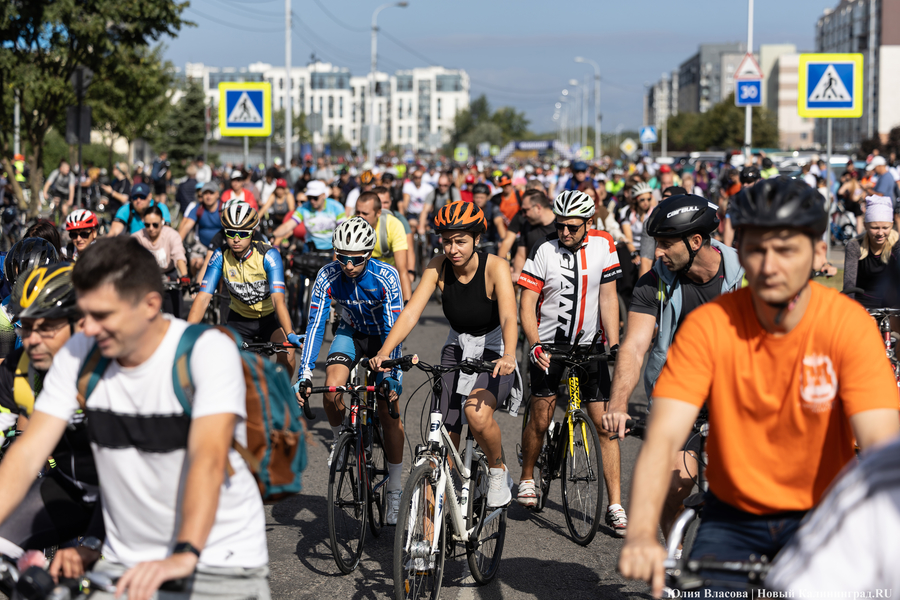 До моря на двух колёсах: в Калининграде проходит велопробег «Тур-де-Кранц» (фото)