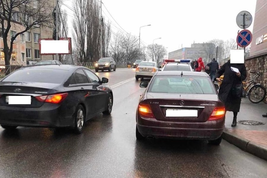 На улице Уральской «Мерседес» сбил 56-летнего велосипедиста