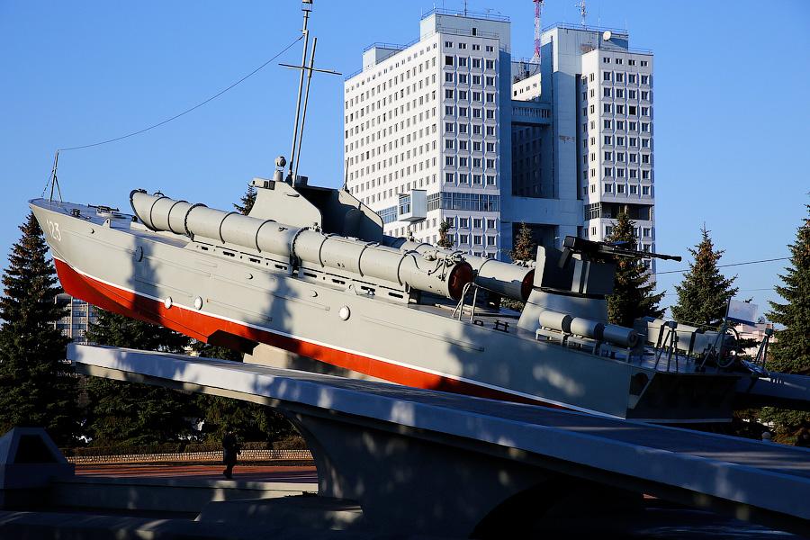 «Родина помнит»: в Калининграде открылся памятник морякам-балтийцам