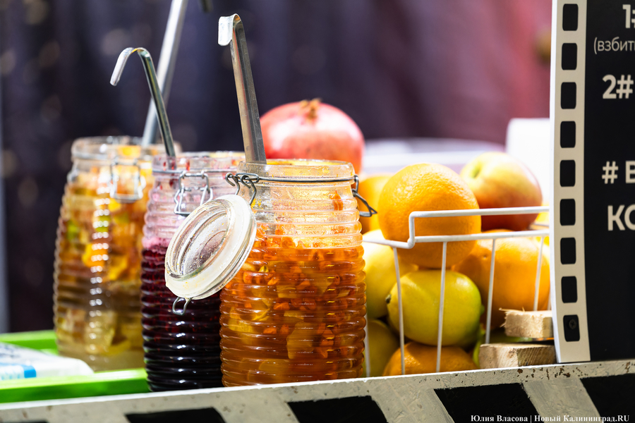 Новогодний вайб на острове Канта: как проходит праздничная ярмарка в Калининграде (фото)