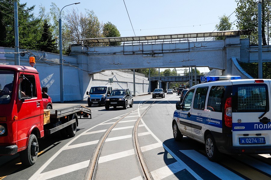 Конец мучений и брусчатки: Киевскую полностью открыли после ремонта (фото)