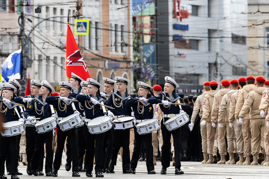 Как проходил Парад Победы в Калининграде (фото)