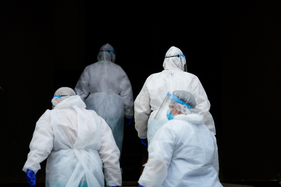 Власти Кипра из-за пандемии ввели строгий карантин до конца месяца