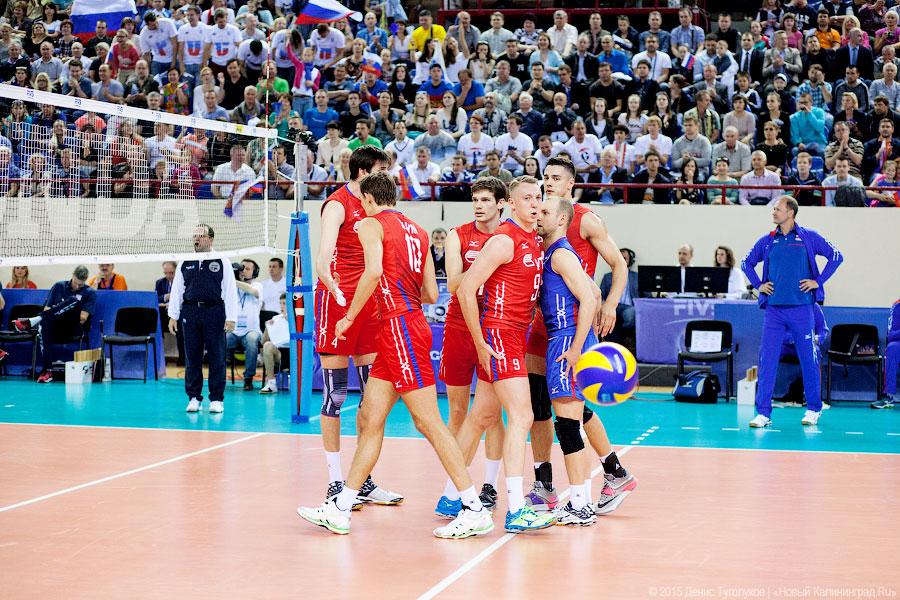 В девятый раз подряд: мужская сборная России по волейболу уступила США (фото)
