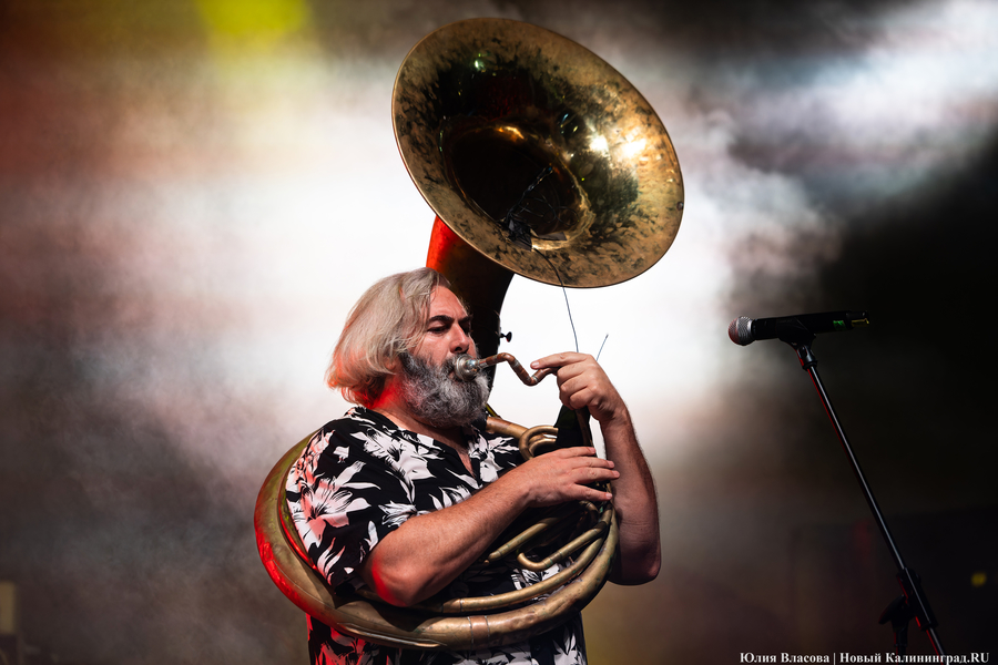 «Совершенный артист» и афро-латино с балканским битом: как открывали «Калининград Сити Джаз» (фото)