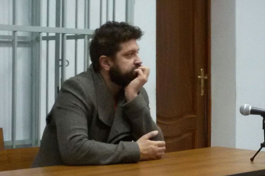 Дебош в самолёте обошёлся барабанщику Therr Maitz в тысячу рублей