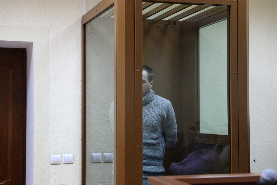 Суд оставил в СИЗО обвиняемого по делу о гибели Вшивкова экс-полицейского
