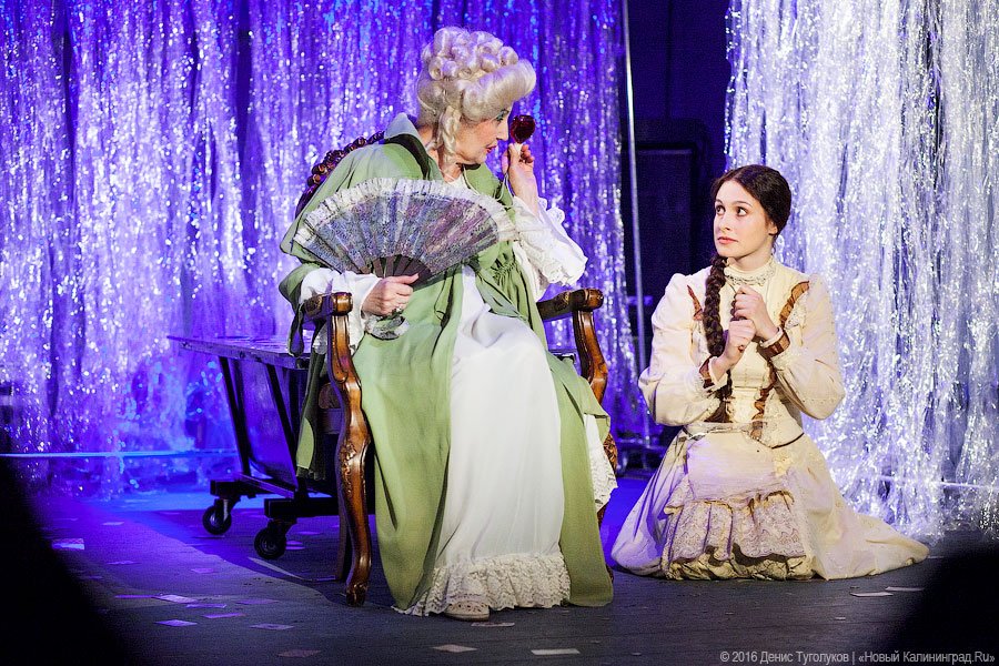 Немцу смерть: спектакль «Тройка, семерка, туз» в драматическом театре