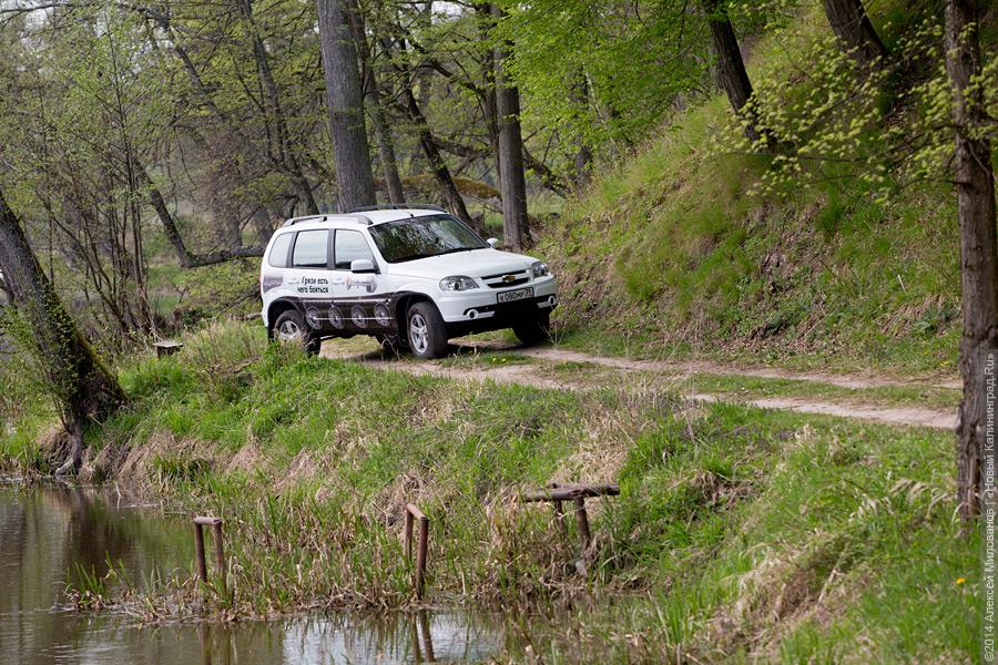 Покоритель бездорожья: тест-драйв обновленного внедорожника Chevrolet NIVA
