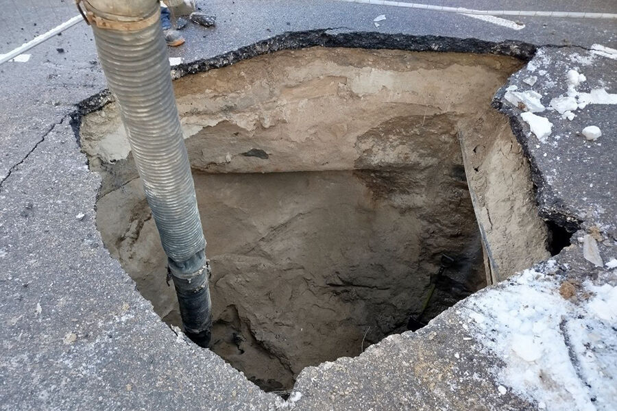 Власти рассказали, когда заменят временное покрытие на ул. Судостроительной