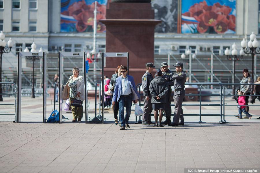 «Святись, кулич»: освящение пасхальной трапезы у собора Христа Спасителя