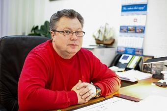 Анатолий Мухомор: я очень жалею, что моя жена стала главой администрации