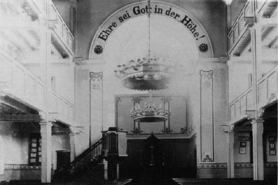 Нам на небо: кирха, построенная по инициативе прусского короля, превратилась в склад химикатов