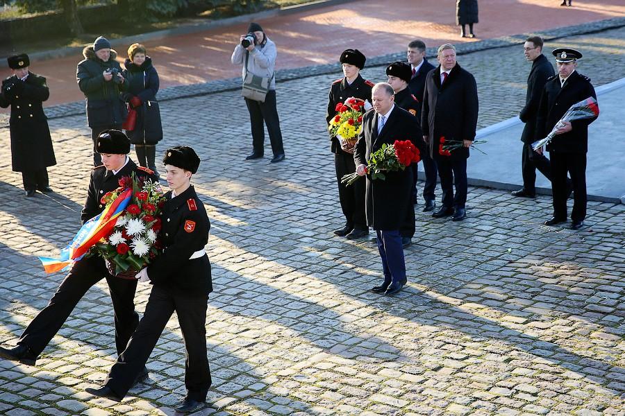 «Родина помнит»: в Калининграде открылся памятник морякам-балтийцам
