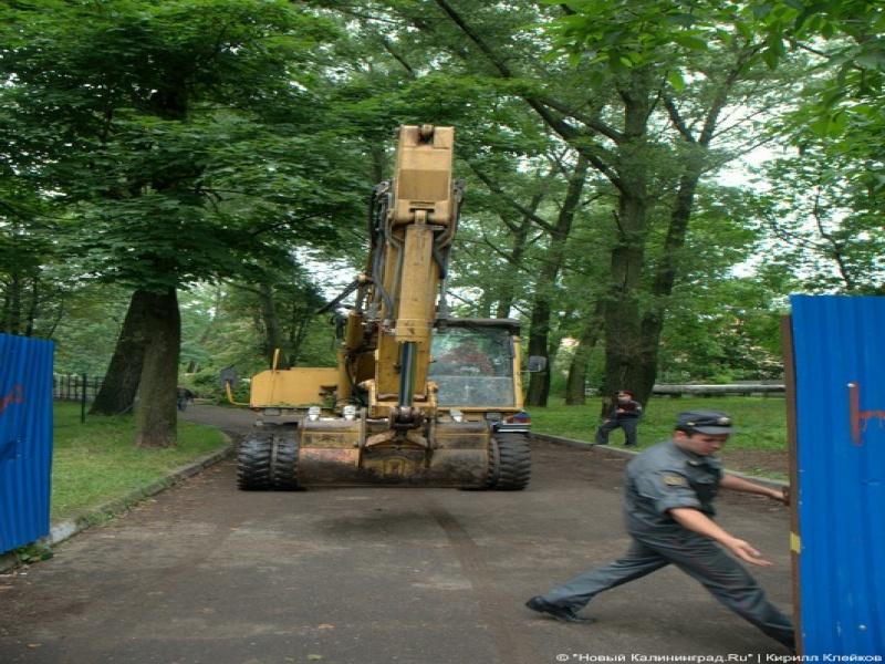 Последствия погрома на Ялтинской: фоторепортаж "Нового Калининграда.Ru"