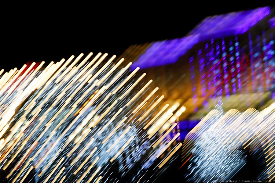 Открути оленю ушко: центр Калининграда украсили к Новому году (фото)