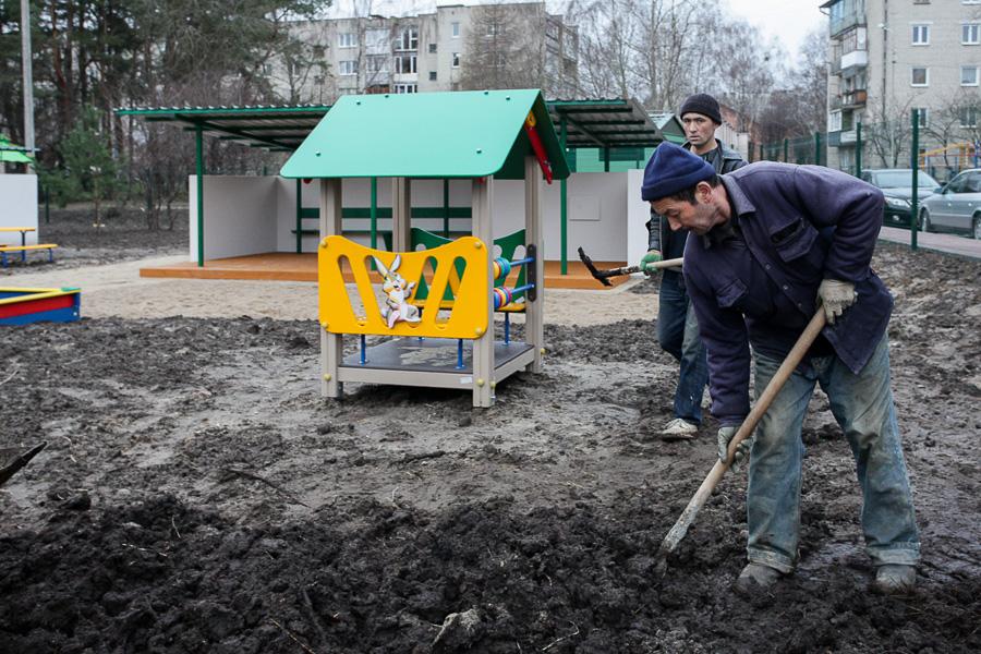 Разморозили: в Светлогорске возобновили строительство Театра эстрады и детского сада