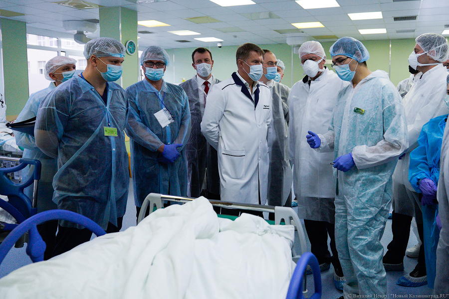 «Коронавирусный» визит: в Калининграде с проверкой побывал глава Минздрава