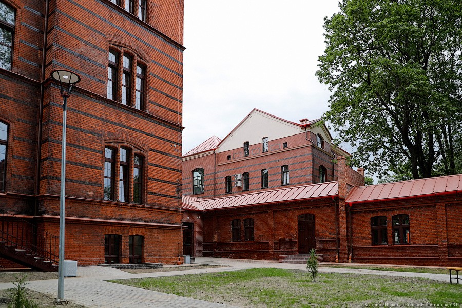 «На грани»: инфекционную больницу почти успели отремонтировать к началу ЧМ