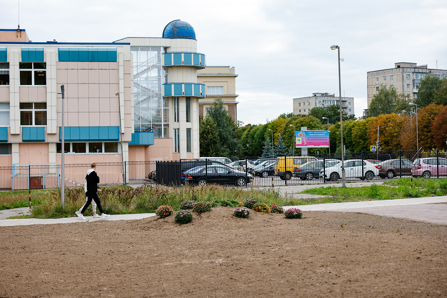 Упреждающее благоустройство: как выглядит новый сквер на участке РПЦ у Нижнего озера (фото)