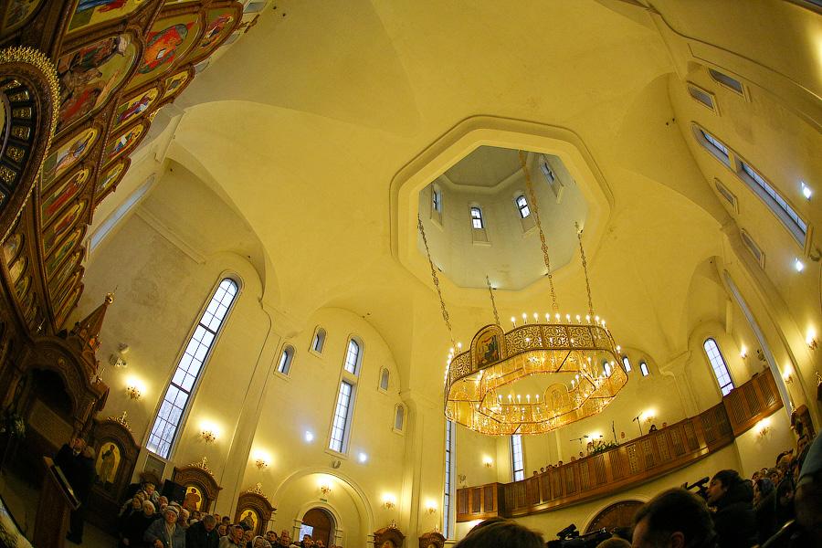 Орден за храм: что Патриарх шепнул на ухо Ярошуку на торжественной службе