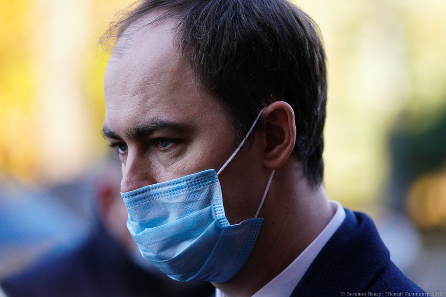 Калининградские стоматологи пошли бороться с ковидом, плановая помощь остановлена