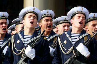 На Балтфлоте присягу приняли все новобранцы — 4 тыс человек