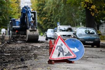Губернатор потребовал завершить ремонт дороги к Зеленоградску на год раньше срока