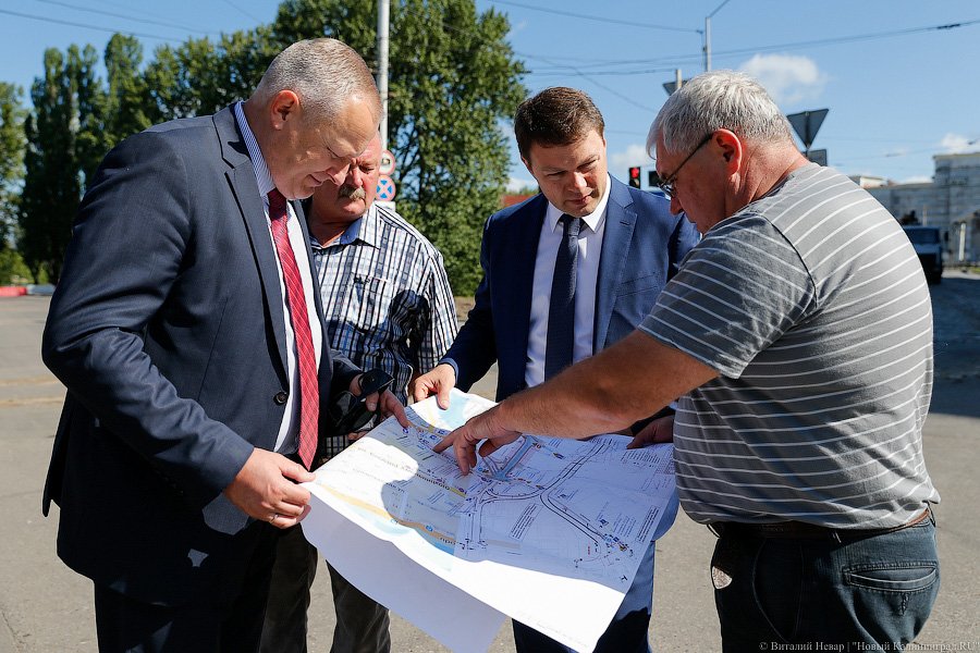 Прохода нет: Высокий мост на Остров закрыт на реконструкцию (фото)