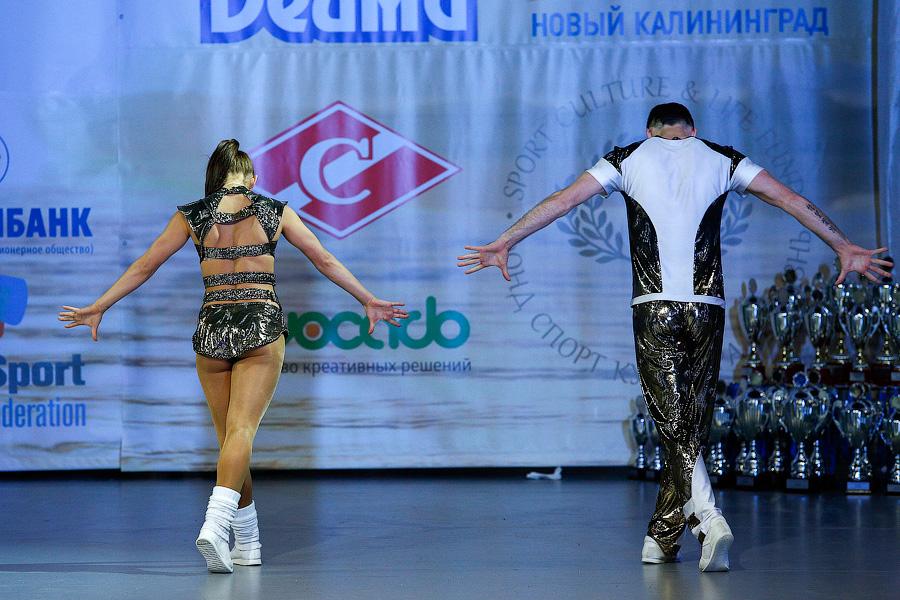 Мастера на все трюки: в Калининграде прошел Чемпионат Европы по акробатическому рок-н-роллу