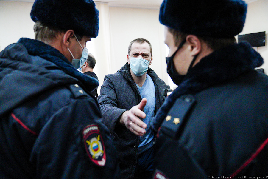 Осужденные из-за смерти Вшивкова экс-полицейские не смогли заменить колонию на исправительные работы