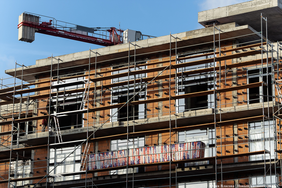 «Стакан» в третьей степени: что происходит на месте отеля «Русь» в Светлогорске (фото)