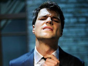 Дорожку молодым