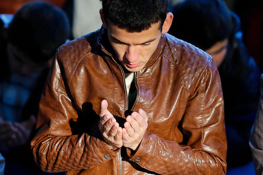 Намоленное место: намаз в праздник Курбан-байрам в Калининграде (фото)