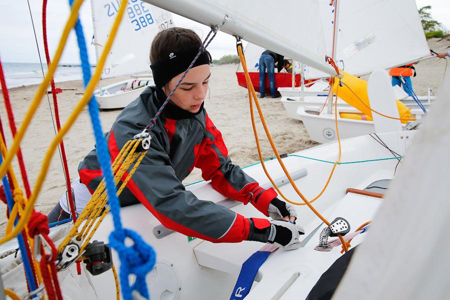 Паруса памяти: фоторепортаж с регаты, посвященной Дню Победы