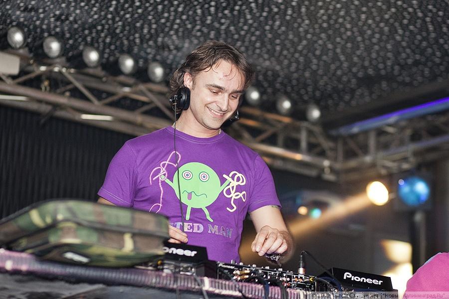 «Максимальный резидент»: фоторепортаж с выступления Dj Кирилоff