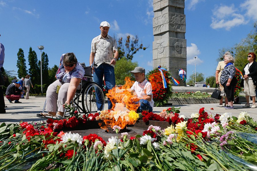 День, когда все изменилось: Калининград вспоминает жертв войны (фото)