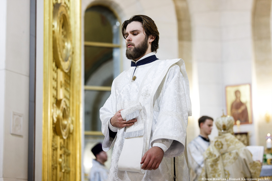 Свет Рождества: как в Калининграде прошла праздничная служба