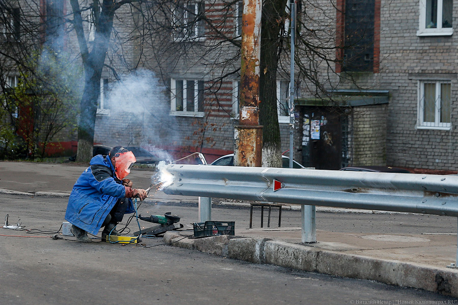 Отбойник на табуретке: мост на улице Киевской открыли для транспорта