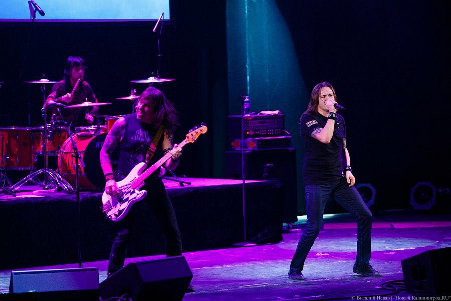 Встань, страх преодолей: чем запомнился концерт группы «Ария» в Калининграде