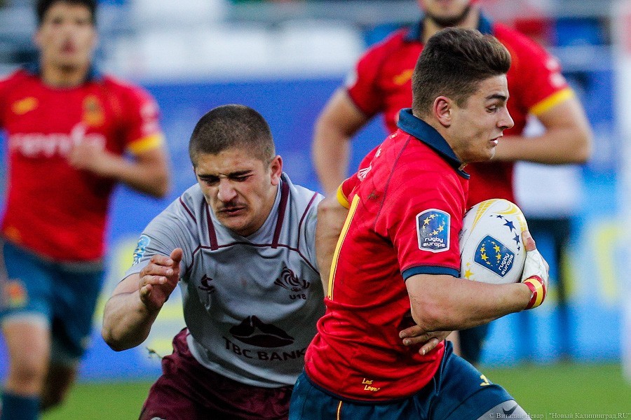 Верите, что им по 18?: в Калининграде прошел Чемпионат Европы по регби (фото)