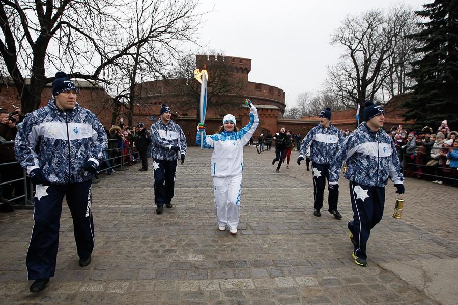 Гори-гори ясно: в Калининграде прошла эстафета паралимпийского огня